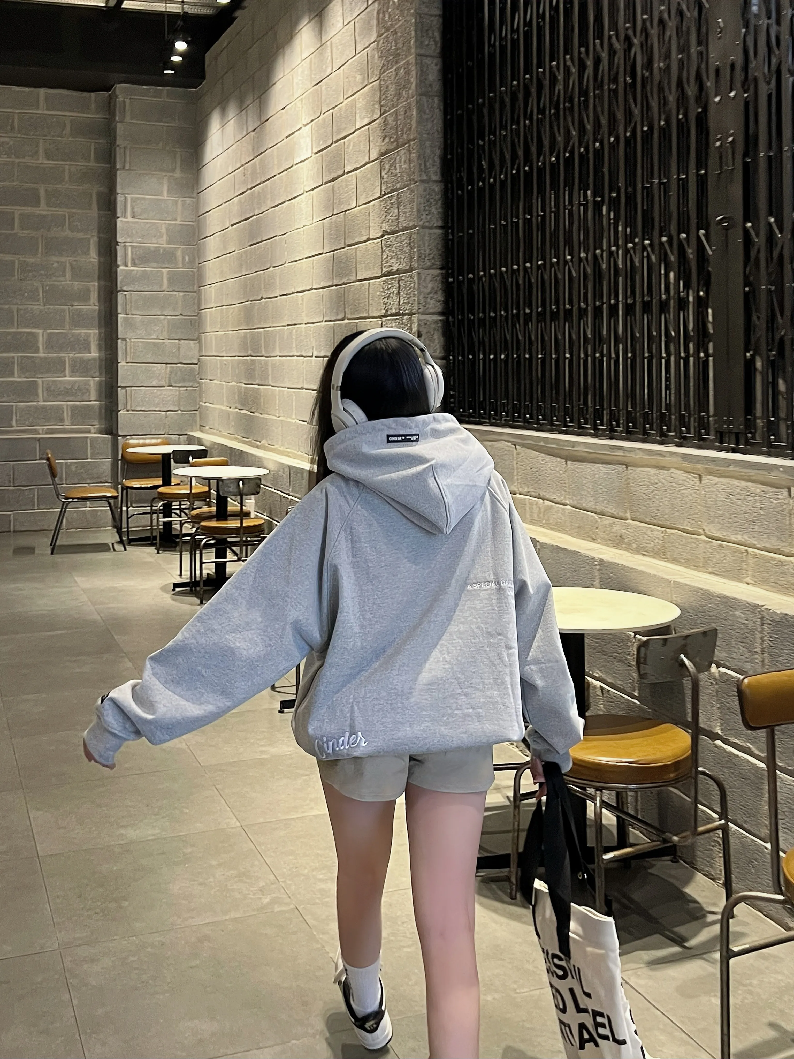 Alphabet - Hoodie Zip