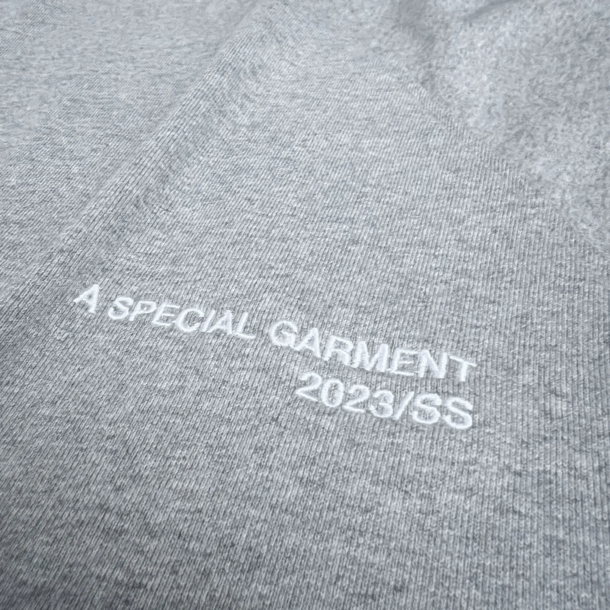 Alphabet - Hoodie Zip